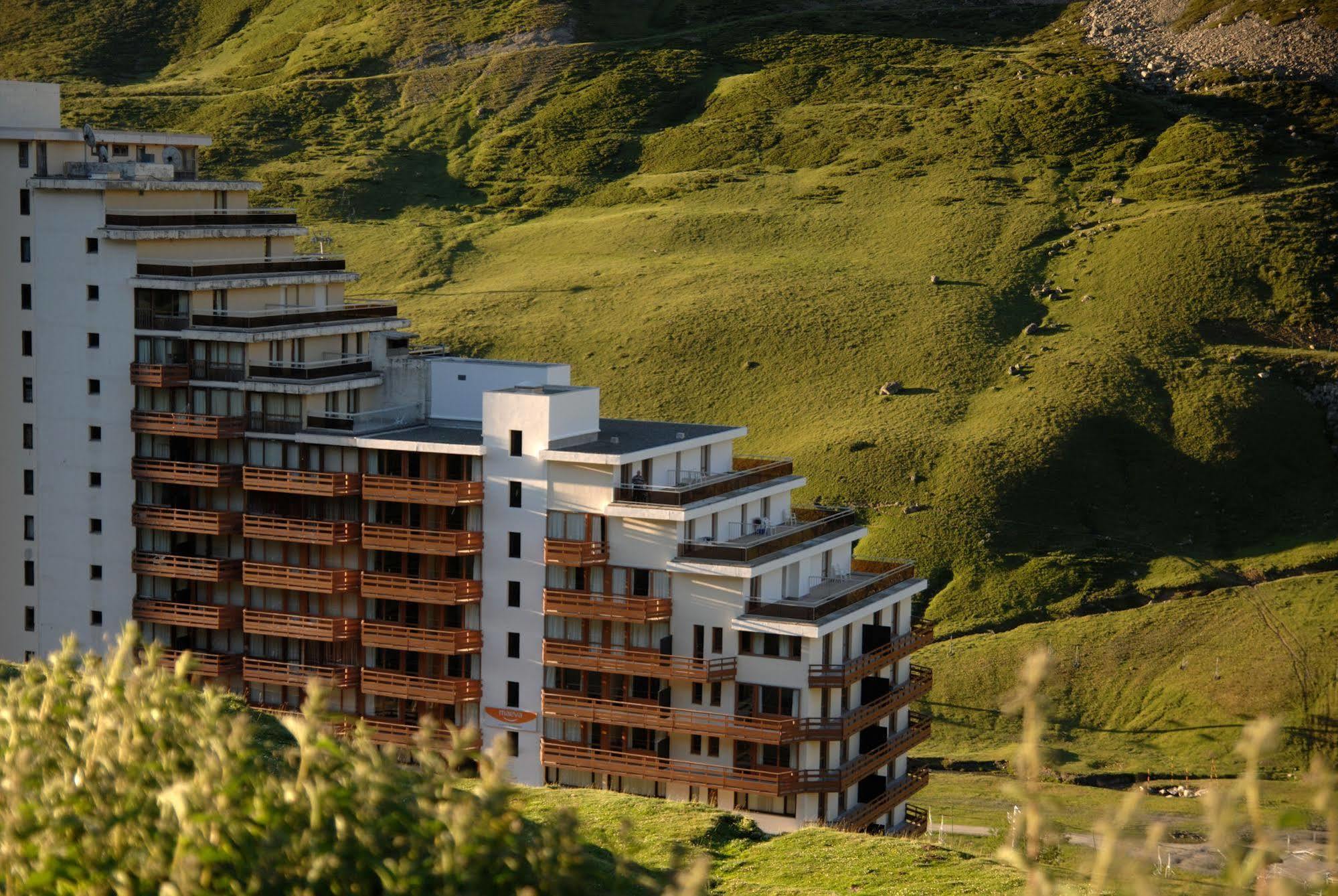 Pierre & Vacances Residence Le Montana La Mongie Exterior photo
